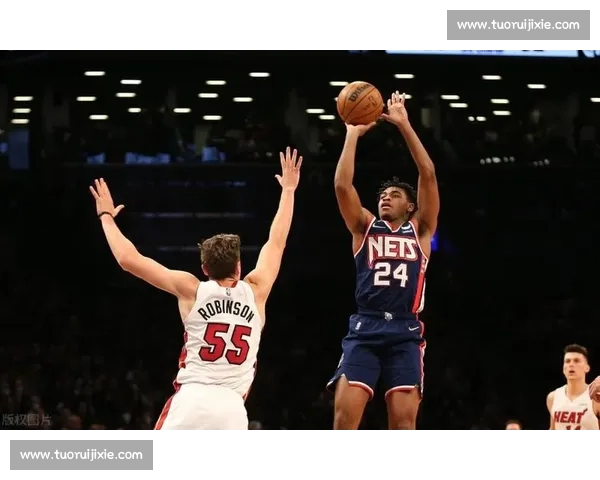 热火对决魔术直播前瞻球星表现与战术看点解析全场走势预测实时精彩不容错过